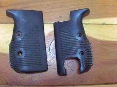 UNKNOWN Pistol Factory Plastic Grips New Condition