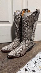 Women’s Authentic Full Python Cowboy Boots Cutter Toe Size 8