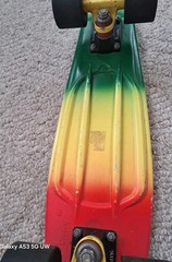 Penny Board – Rasta-Colored Australia 23″ all original parts-In Great Shape