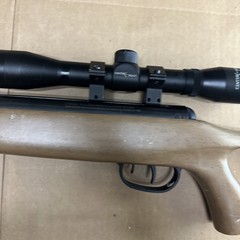Benjamin Titan NP .177 Cal Break Barrel Air Rifle w/ CenterPoint Scope