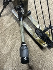 Hoyt Carbon Rx9 Ultra RH 70lb Draw 28.5” DL Up To 30” Bottomland Fully Loaded