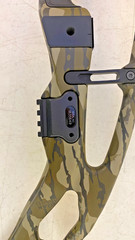 Hoyt REDWRX Carbon RX-9 RH 27.25-28″ 65lbs. Mossy Oak Bottomland Compound Bow