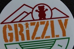 GRIZZLY Skateboard Griptape Bear Mountain Est 2001 Z47A OG Skateboarding STICKER