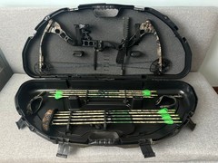 Quest G5 Rogue Compound Bow Set (Left-Handed)