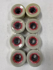 NOS Snyder Platinum roller skate 62mm wheels set of 8 Red print XFirm