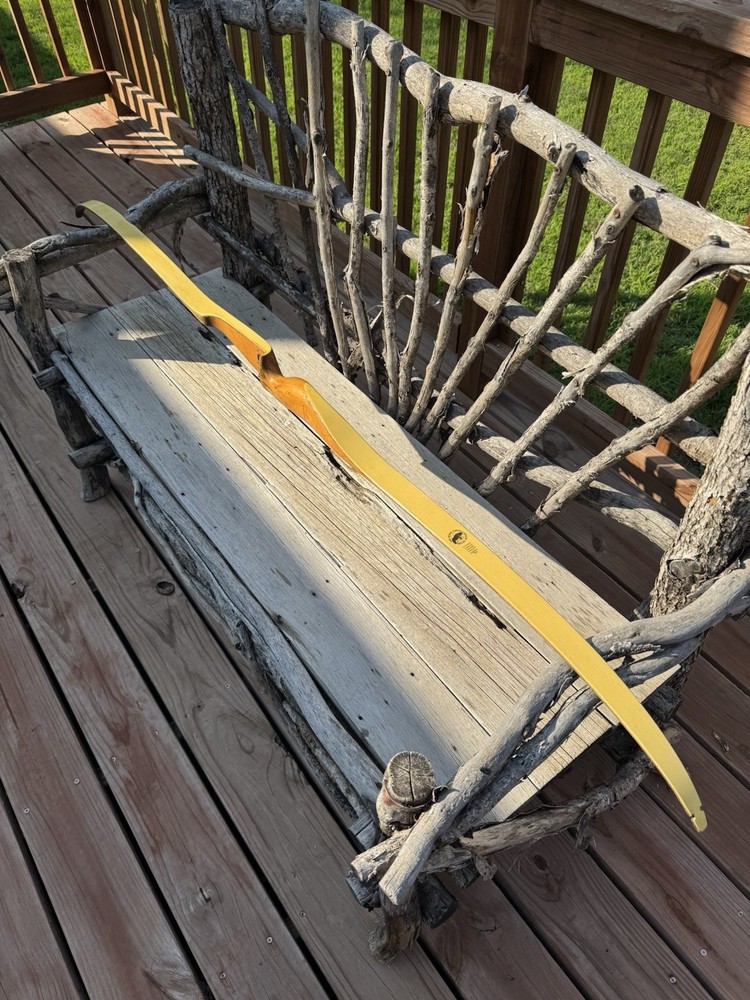 Vintage 1967 Bear Archery Cub Recurve Bow 62” 28# Right Handed