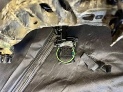 Used Custom, Loaded Hoyt VTM 31 Bow Package- 60/70 lb – Real tree camo
