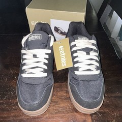 Etnies ET Rail Skate Low Shoes Black Camo, Men’s US 8.5 Medium (D)