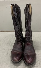 Vintage Black Cherry Leather Western Cowboy Boots Star Stitching Size 8D