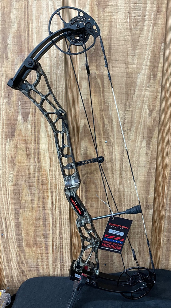 Darton Archery Consequence 31 70lb Mossy Oak Bottomland & Black BRAND NEW