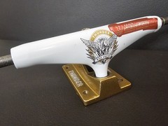 Thunder Rise Above Truck Set PHOENIX LIGHT White/Gold Size 148