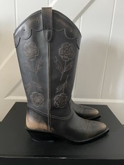 Coach Aria II Leather Western Cowboy Boots Black Floral Embroidery CCH76 US 9