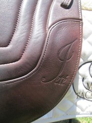 16.5″ SCHLEESE JETE close contact jumping saddle- WOOL FLOCKED- 2023 MODEL!!