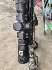 CenterPoint Archery CP400 Helicoil+Luminex Red Dot Scope+Matching Arrows