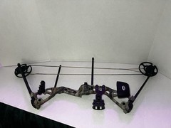 Bear Archery Limitless RTH Compound Bow ** Missing String**