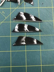 2″ Right Wing Shield Natural Barred Feather Fletching, 25Pk Archery 🇺🇸