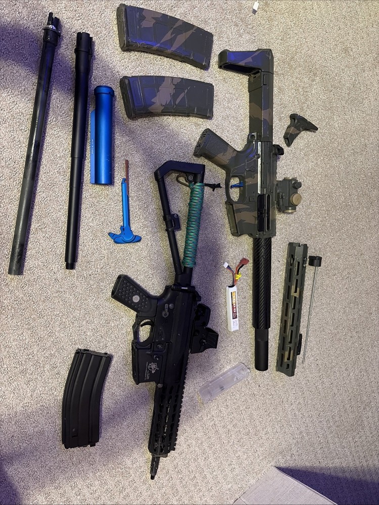 AIRSOFT Lot Two Guns One Aeg Calico Jack Modded, And One Gas Rifle Knights Arm.