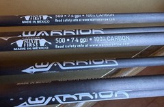 Gold Tip Warrior 500 Arrows, Set Of 6 With Arrow Tube Red Blue Carbon