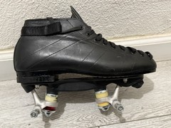 RIEDELL 595 BLACK LEATHER ROLLER SKATES MENS SIZE 9 MEDIUM NO WHEELS SOLD AS-IS