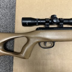 Benjamin Titan NP .177 Cal Break Barrel Air Rifle w/ CenterPoint Scope