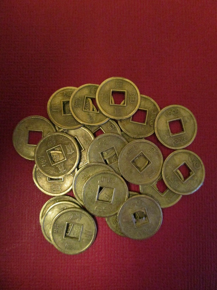 Practical Geocaching® – 10mm Brass Oriental Lucky Coins – 24 pcs – Free Freight!
