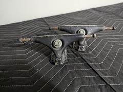 Gullwing Charger Longboard Skateboard Neil Carver Trucks 50-degree