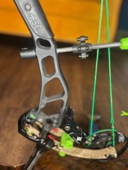 PSE EVO NTN Right Hand Compound Bow 70lb 29in Draw w/ Sight & Arrow Rest