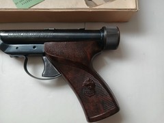 NOS VINTAGE HY SCORE PRO TARGET .177 CAL PELLET AIR PISTOL IN ORIGINAL BOX NICE