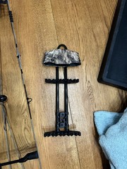 Elite EnVision RH Compound Bow Camo/Black 60lbs, right hand set at 27.5 inch dL