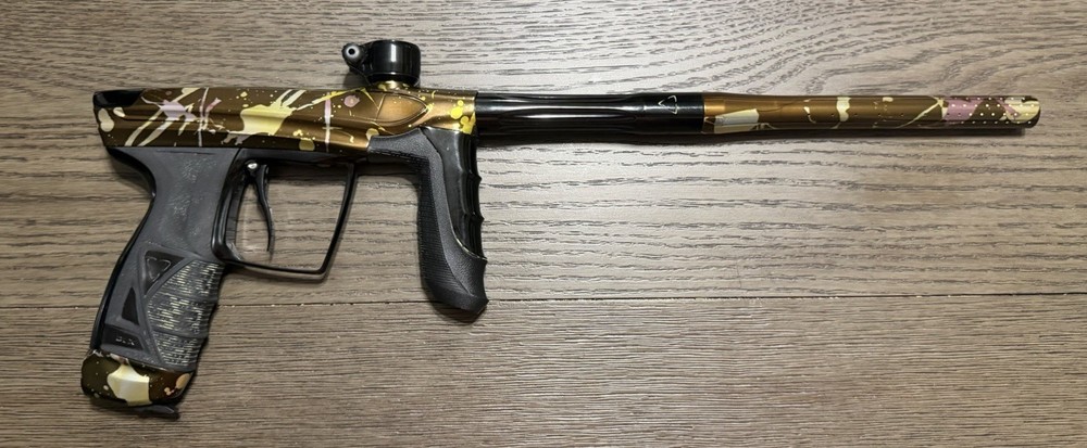 DLX Luxe Aire Paintball Marker