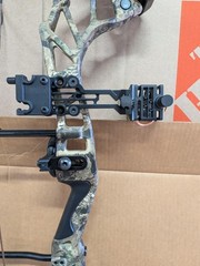 READ!!!! New Bear Fusion RTH Bow 70lbs Draw Weight 31in Draw Length Camo Archery