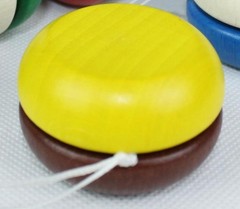 Wooden Toy Yo-Yo Yellow-Dark Red WxL 5x3cm NEW Wooden Patience Game