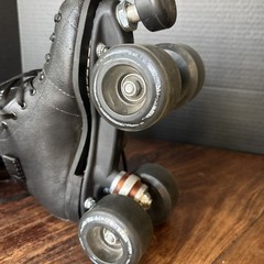 Riedell 122 Derby Speed Quad Roller Skates Black USA Size 4 D/B LO