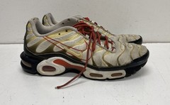Nike Air Max Plus Sketch Pack White Red Black CK9392-100 Men’s Sneakers Size 10