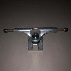 Made In USA THUNDER SKATEBOARD TRUCKS 147 Polished ( Set of 2 ) 8.0 Axle SF DLX