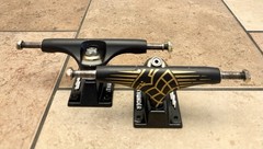Thunder 147 Hi Hollow Lights 24K Sonora Skateboarding Trucks Black/Gold