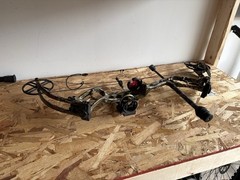 Bear Specialist Compound Bow, B Stinger stabilizer & Trophy R sight (DL 29) RH