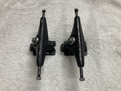 Gullwing Charger by Neil Carver LONGBOARD Skateboard REVERSE KINGPIN PAIR TRUCKS