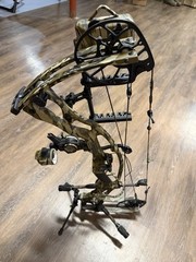 Hoyt RX 9 Bottomland Camo 60-70 LBS 28.5 Draw Right-Handed Compound Bow