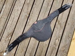 CWD Black/Pink Sport Color Anatomic Stud Belly Guard Jump Girth 50″/125cm NWOT