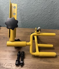 Adjustable Bow Vise for Compound Bows