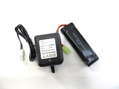 Airsoft Charger & Battery 1100mAh 8.4v Mini Tamiya Plug for Electric Airsoft Gun