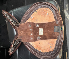 WOW Saddle 2013 Competitor brown size 1 STOCK / Bounty seat curved leather tree