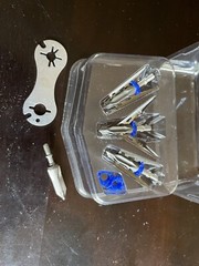 Bear Archery Vast Right Hand Compound Bow Hunting Package