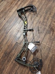 Bowtech Solution LS – Right Hand – 70lbs – 24.5″-30″ – Tac GREEN