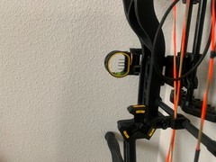 Bear Resurgance compound bow right hand 70# Seller Pays shipping