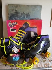 Roller Derby Cobra Torsion Beam Roller Skates Sz 10 Men’s Purple Black NWT Box