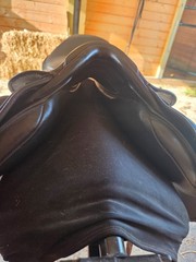 kent & masters Monoflap Saddle 17 wool flocked- Changeable gullet