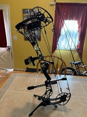 New 2025 Mathews Lift X With 28.5” Draw