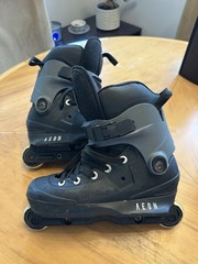 Powerslide Aeon 60 Basic XXI Aggressive Inline Skates – Men’s US 8–9 (EU 41–42)